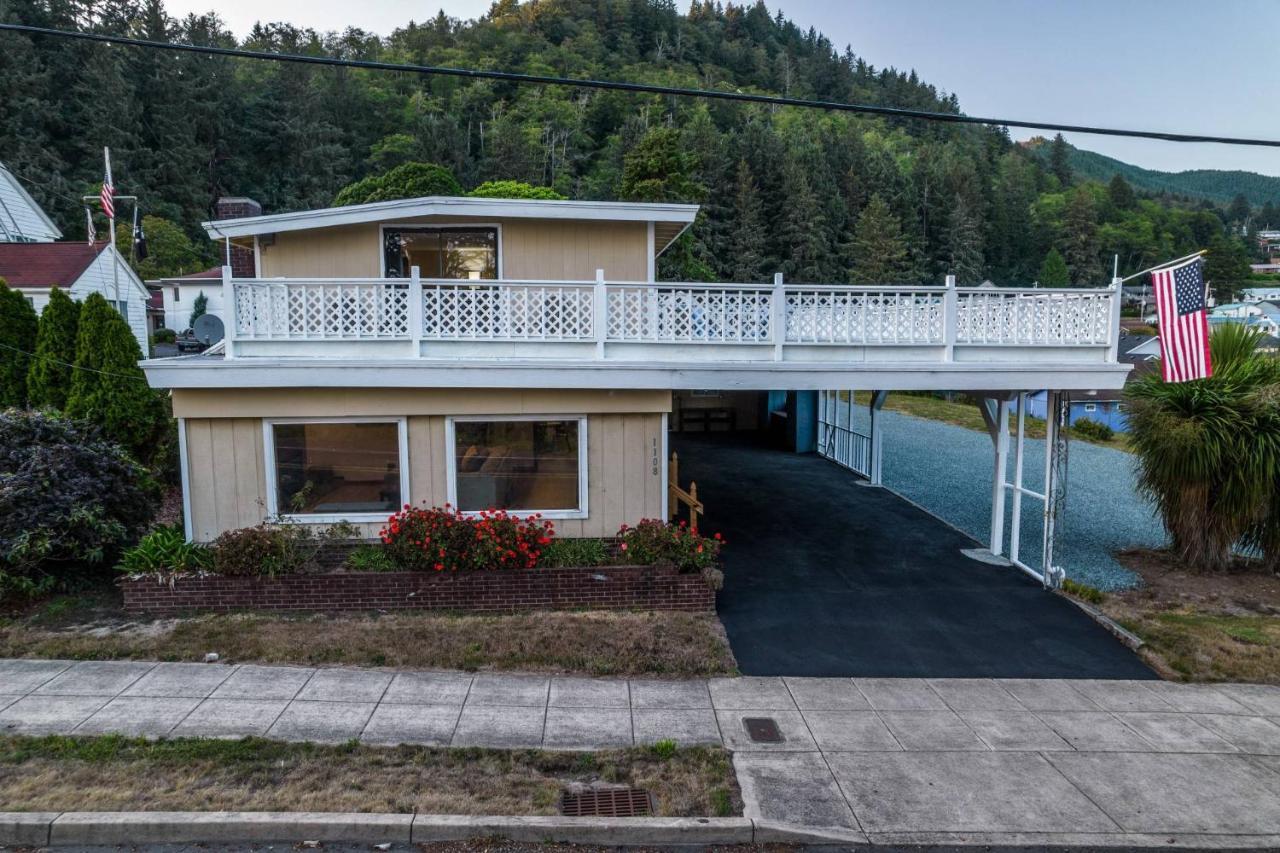 Garibaldi Getaway Villa Exterior photo
